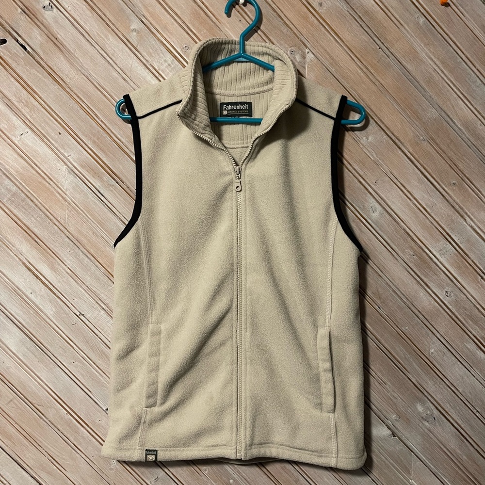 Fahrenheit Cream Zip-Up Vest with Stand-Up Collar youth XL 14/16 kids unisex
